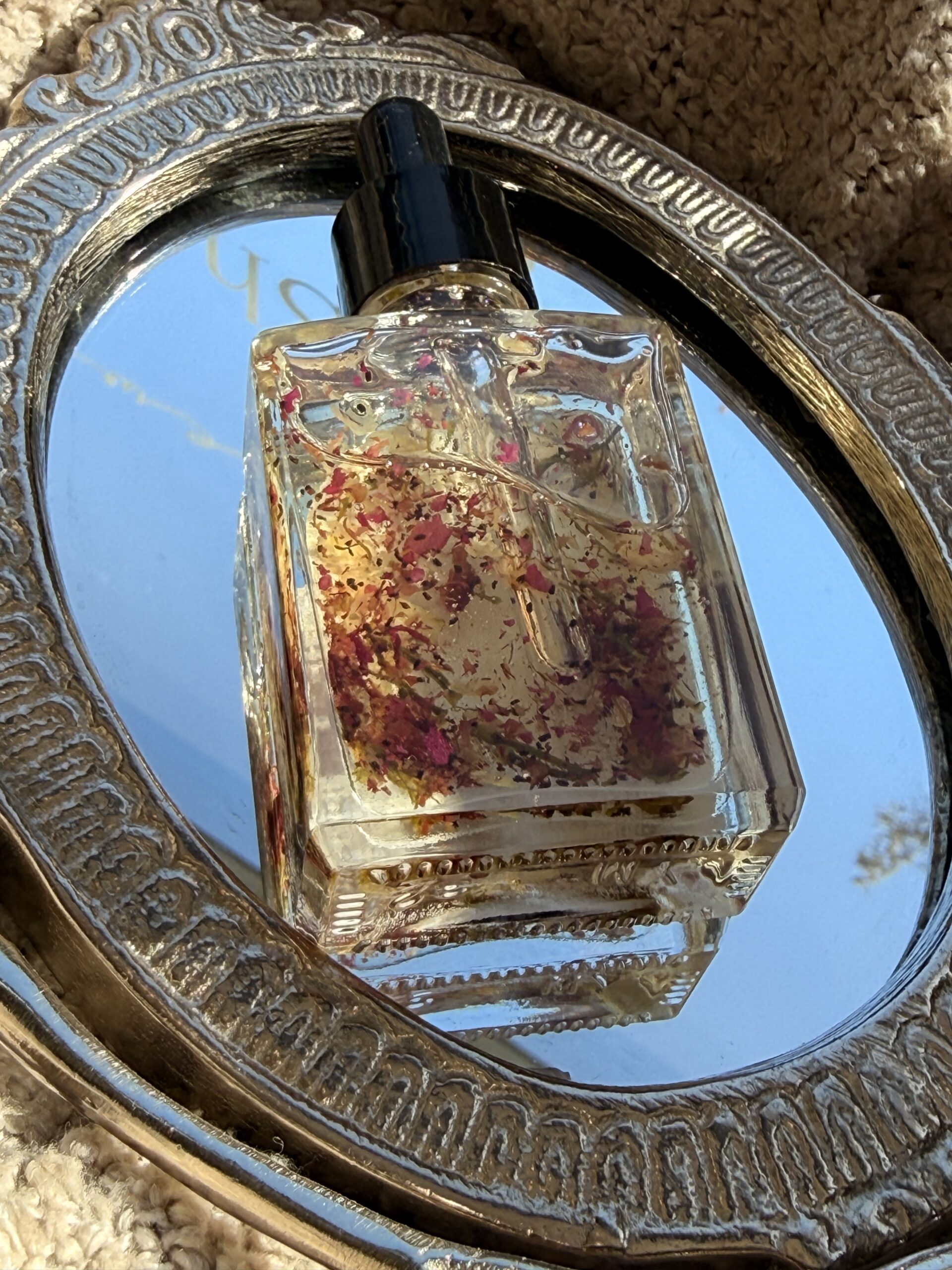 Aphrodite Oil - Image 3