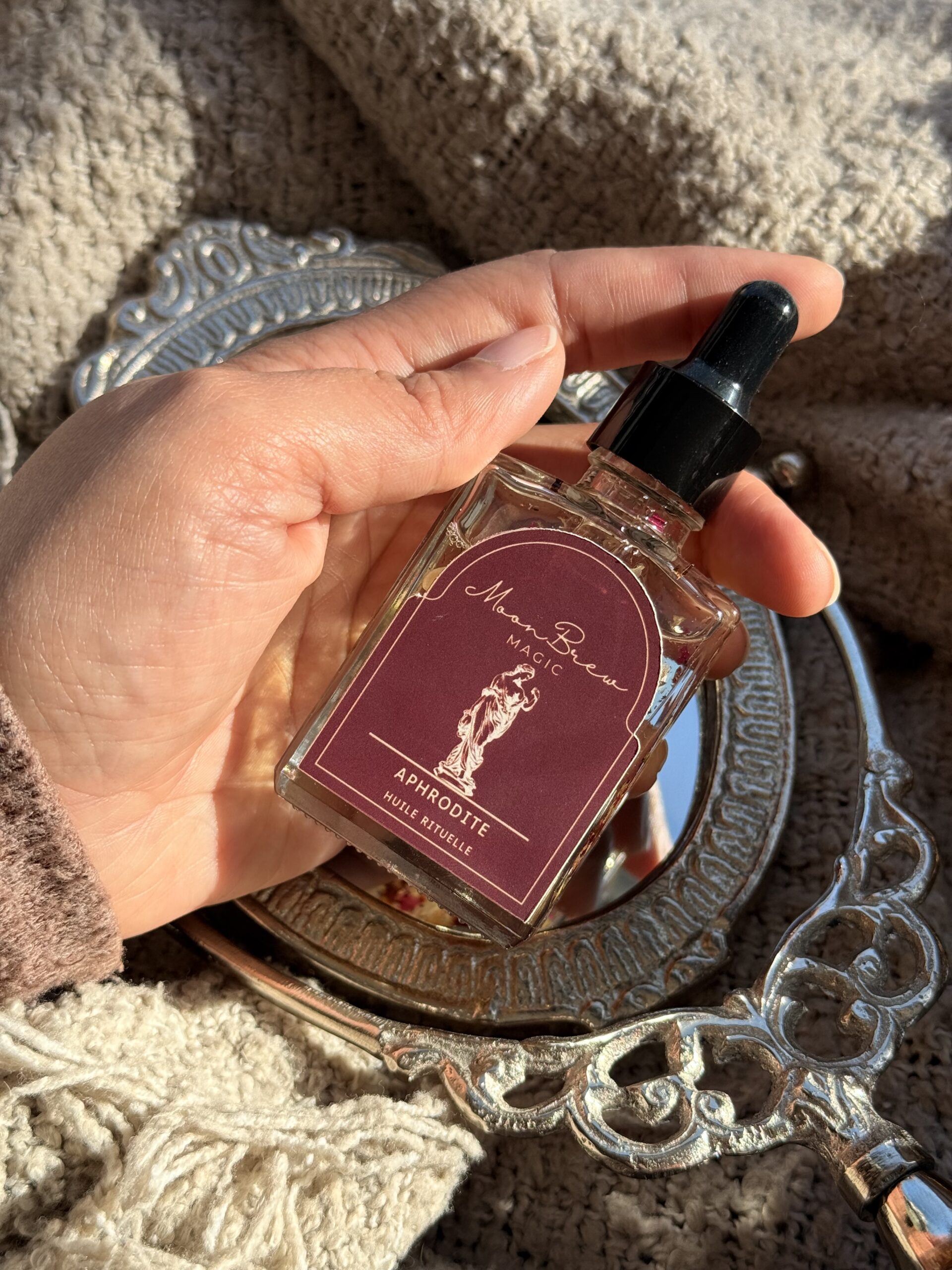 Aphrodite Oil - Image 2