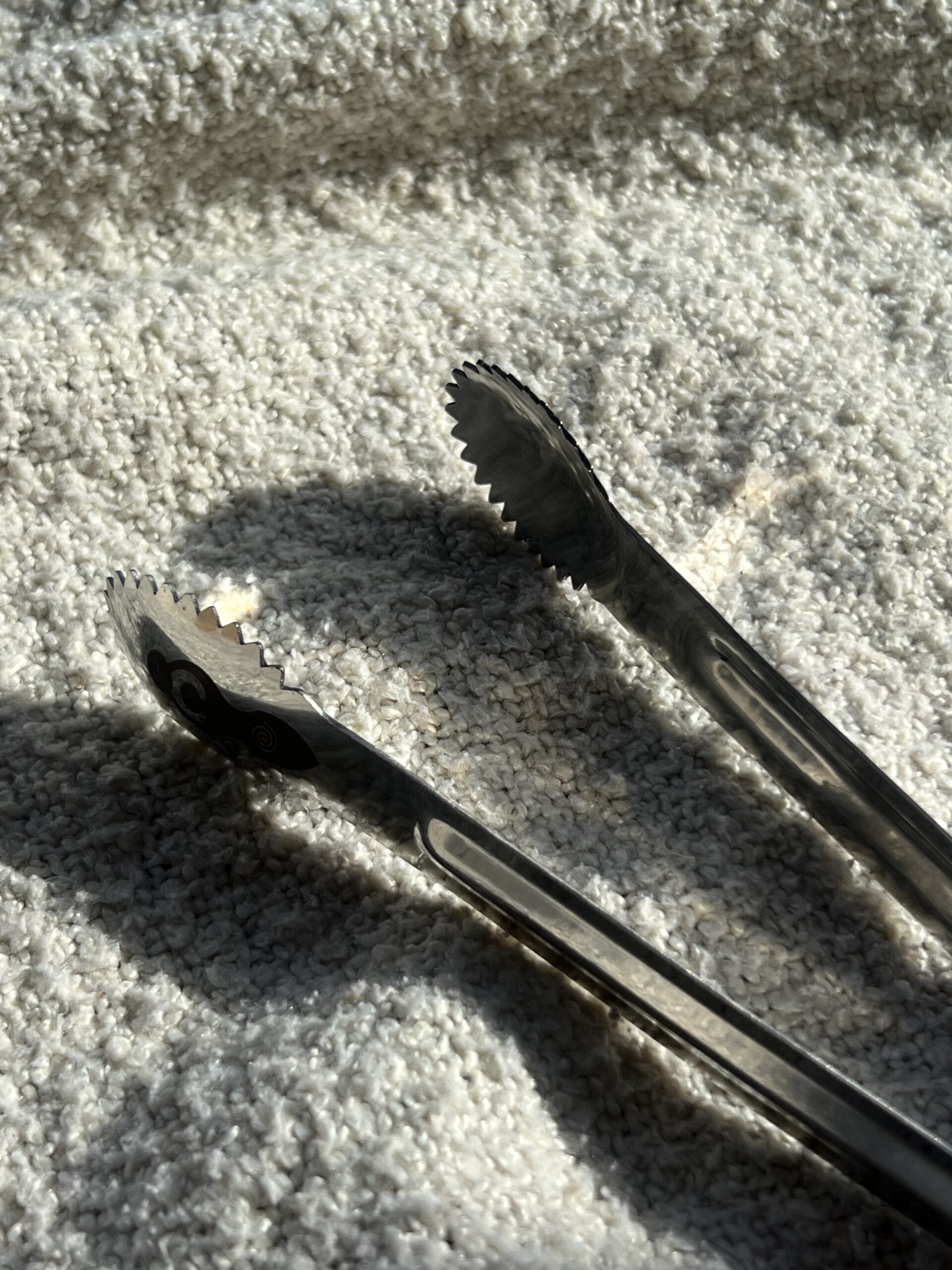 Tong Charcoal - Image 3