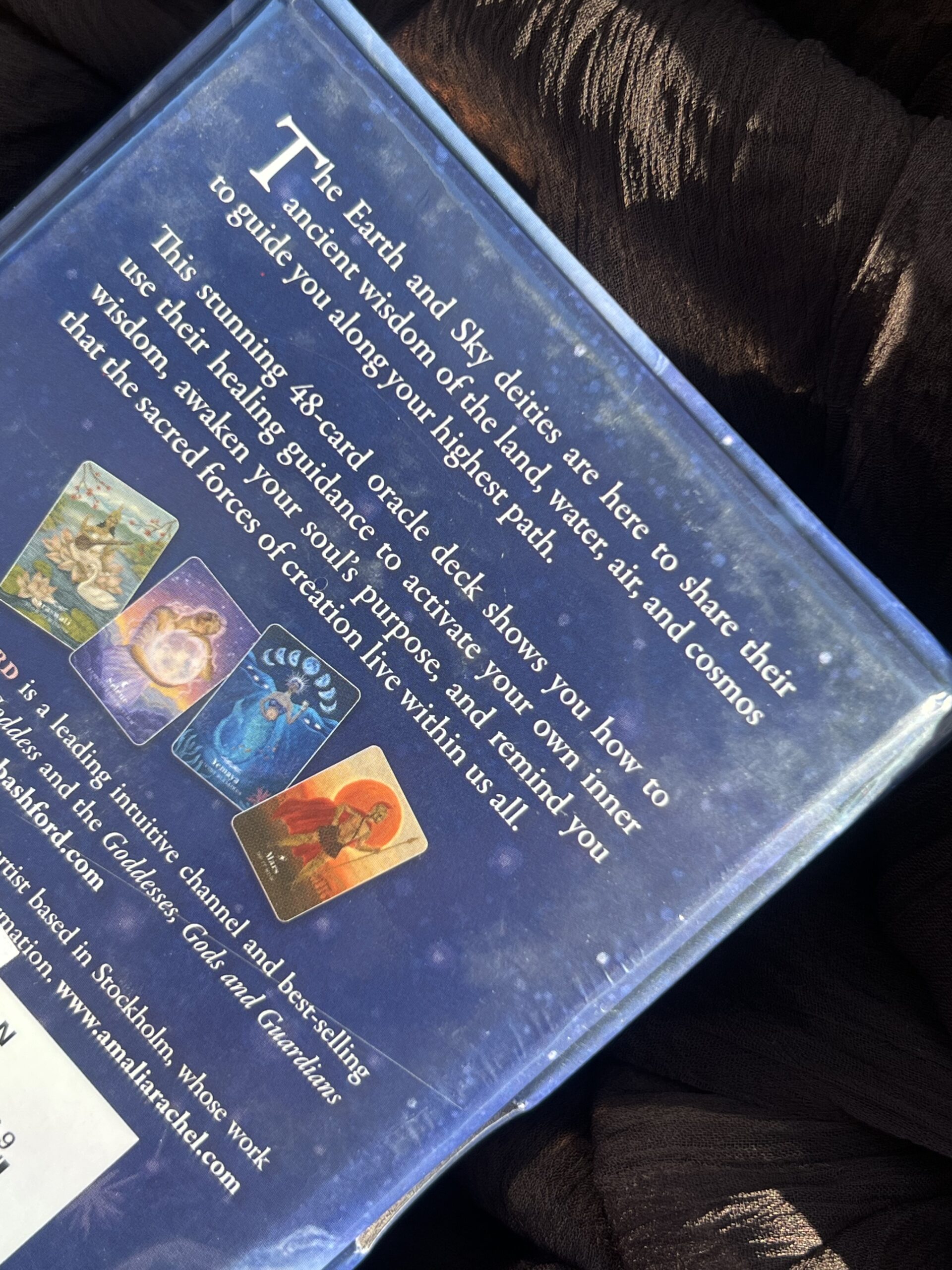 The Earth And Sky Oracle - Image 4