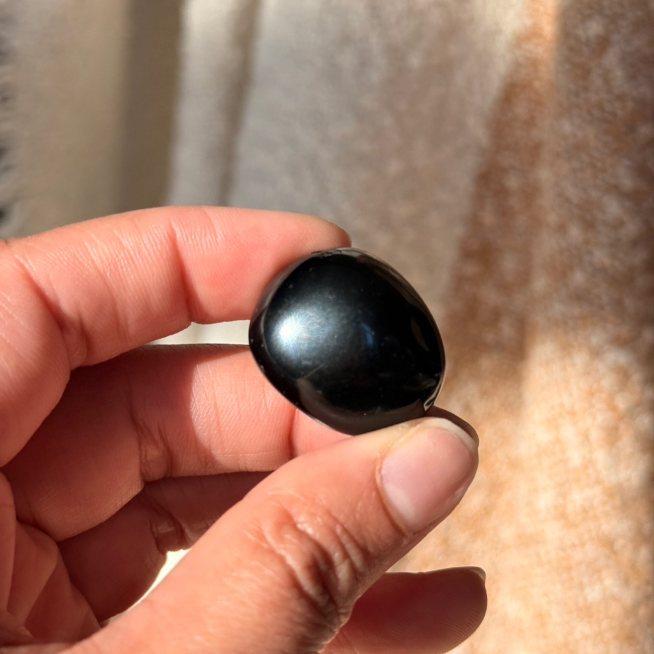 Obsidian Tumbled Stone